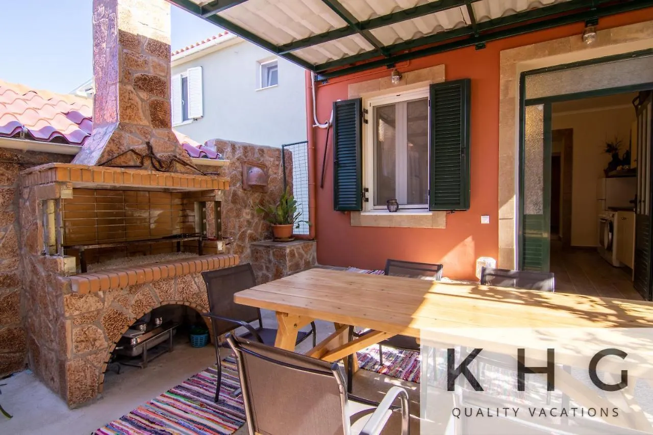 Evelina'S Traditional House In Vlachata Village! Holiday home