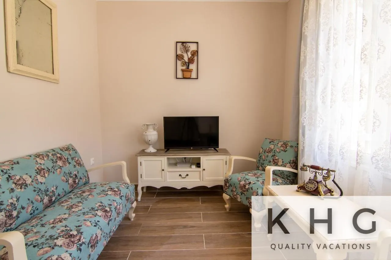 Evelina'S Traditional House In Vlachata Village! Holiday home